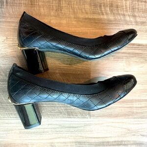 🖤✨TORY BURCH Leather Patted Heels